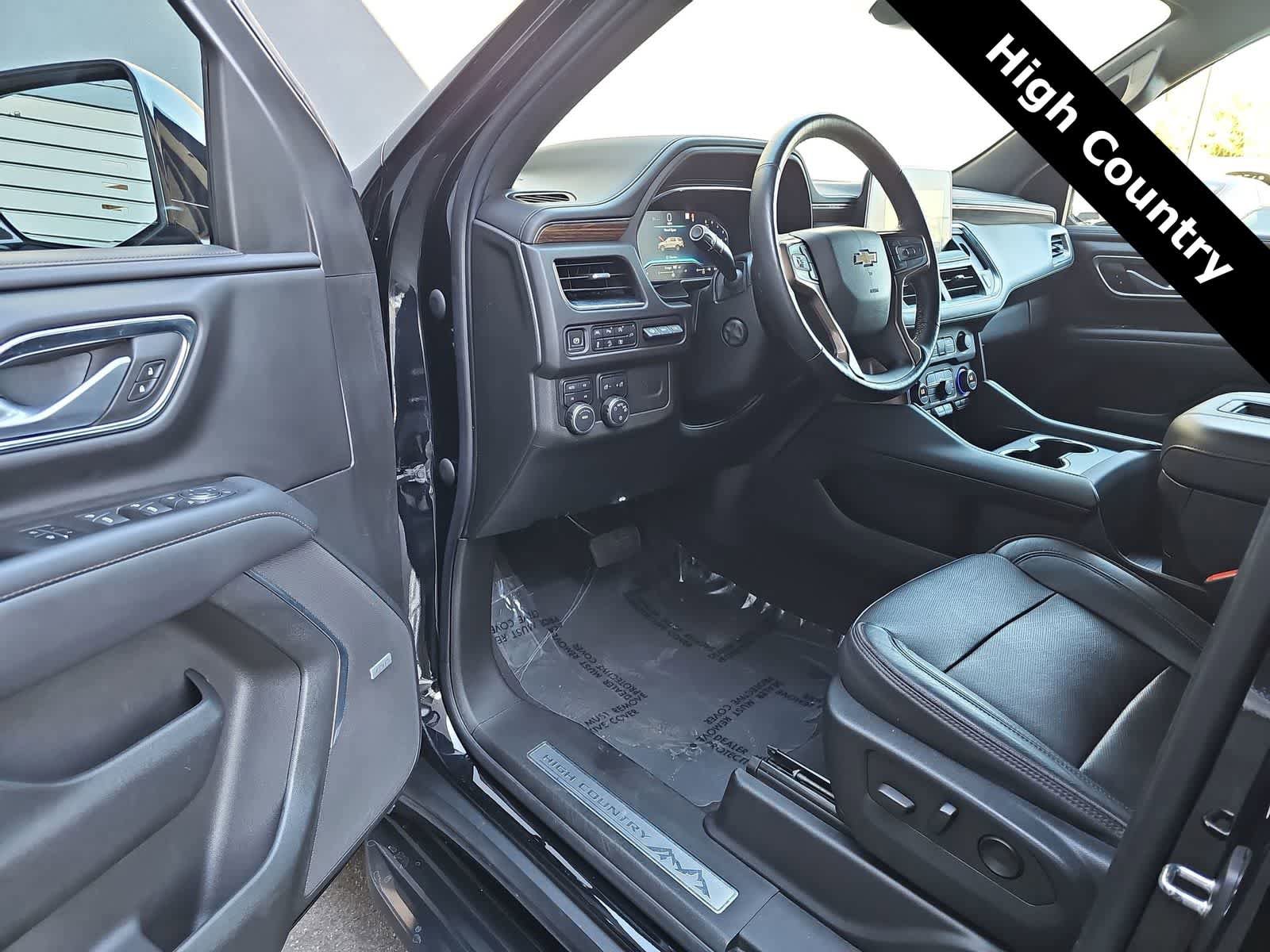 Used 2022 Chevrolet Suburban High Country image 10