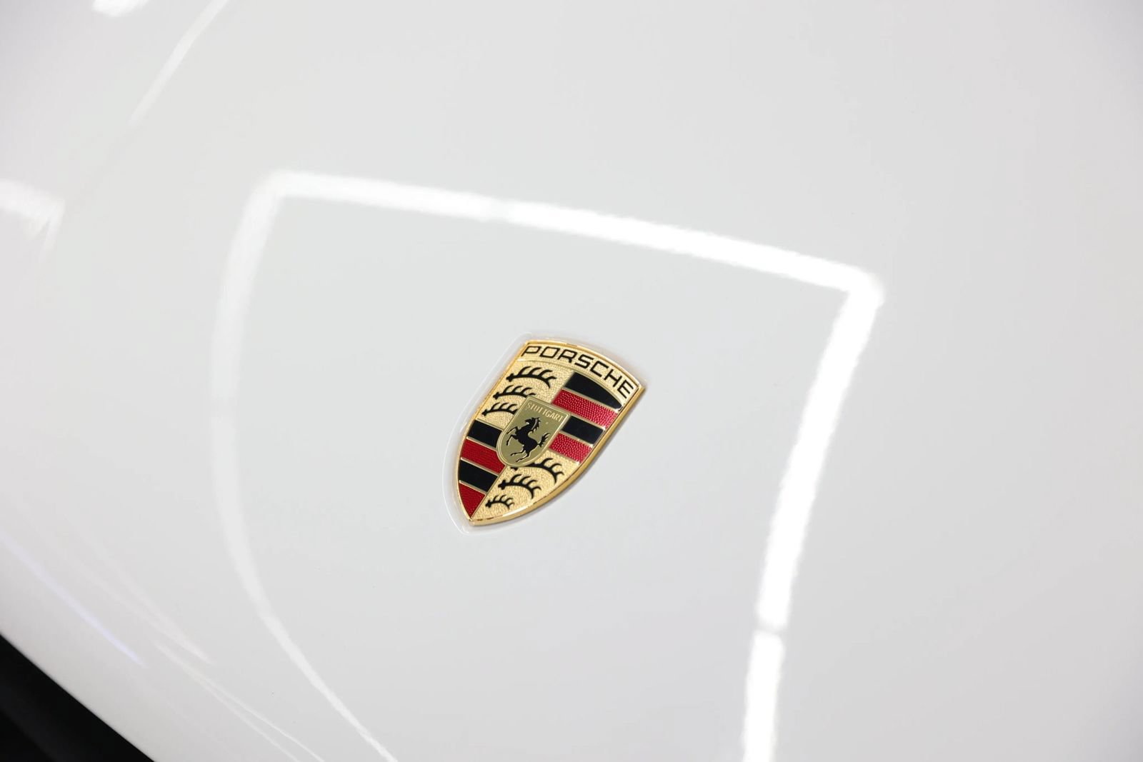 Used 2020 Porsche Macan Turbo AWD/4WD image 7