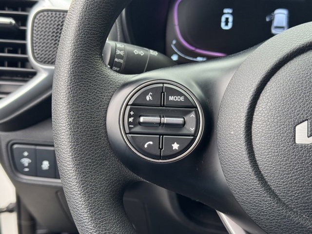 Certified 2023 Kia Soul LX w/ LX Technology Package image 25