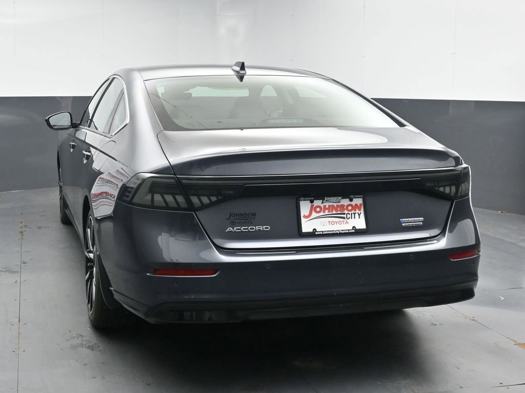Used 2023 Honda Accord Touring image 6
