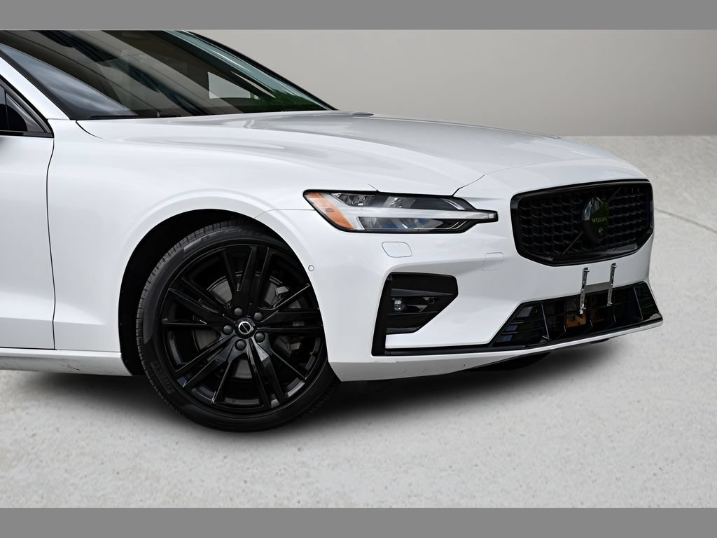 Used 2023 Volvo S60 B5 Plus w/ Climate Package AWD/4WD image 10