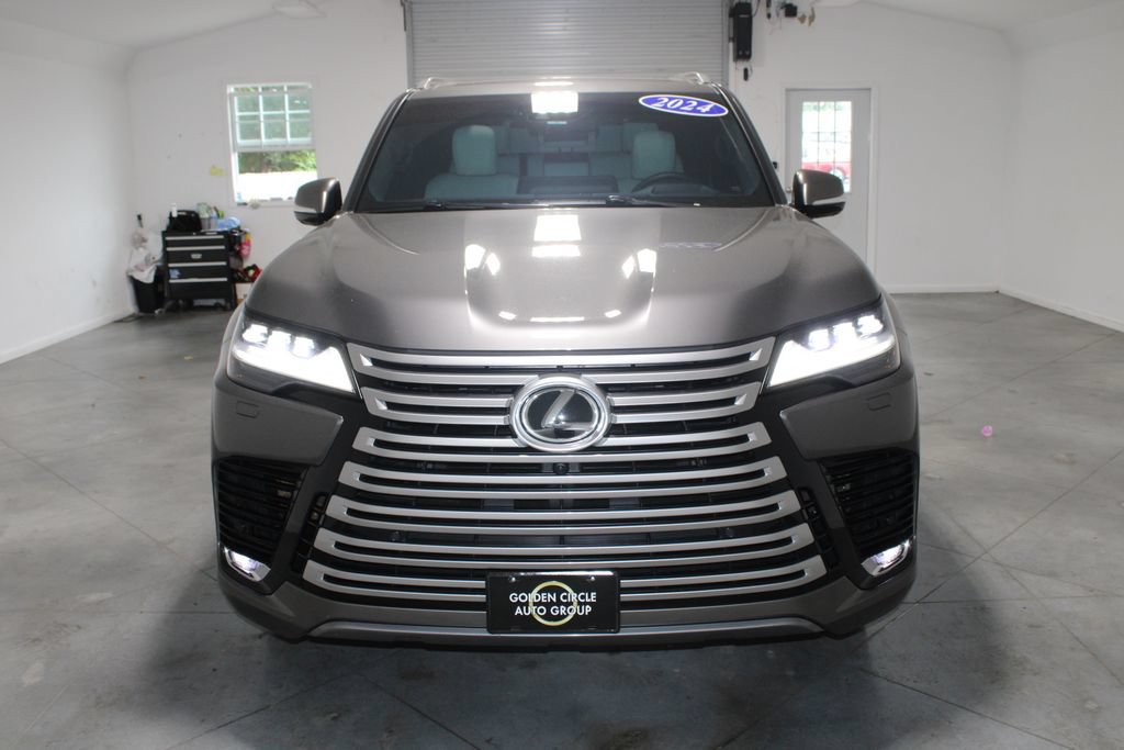 Used 2024 Lexus LX 600 4WD w/ Luxury Package image 57
