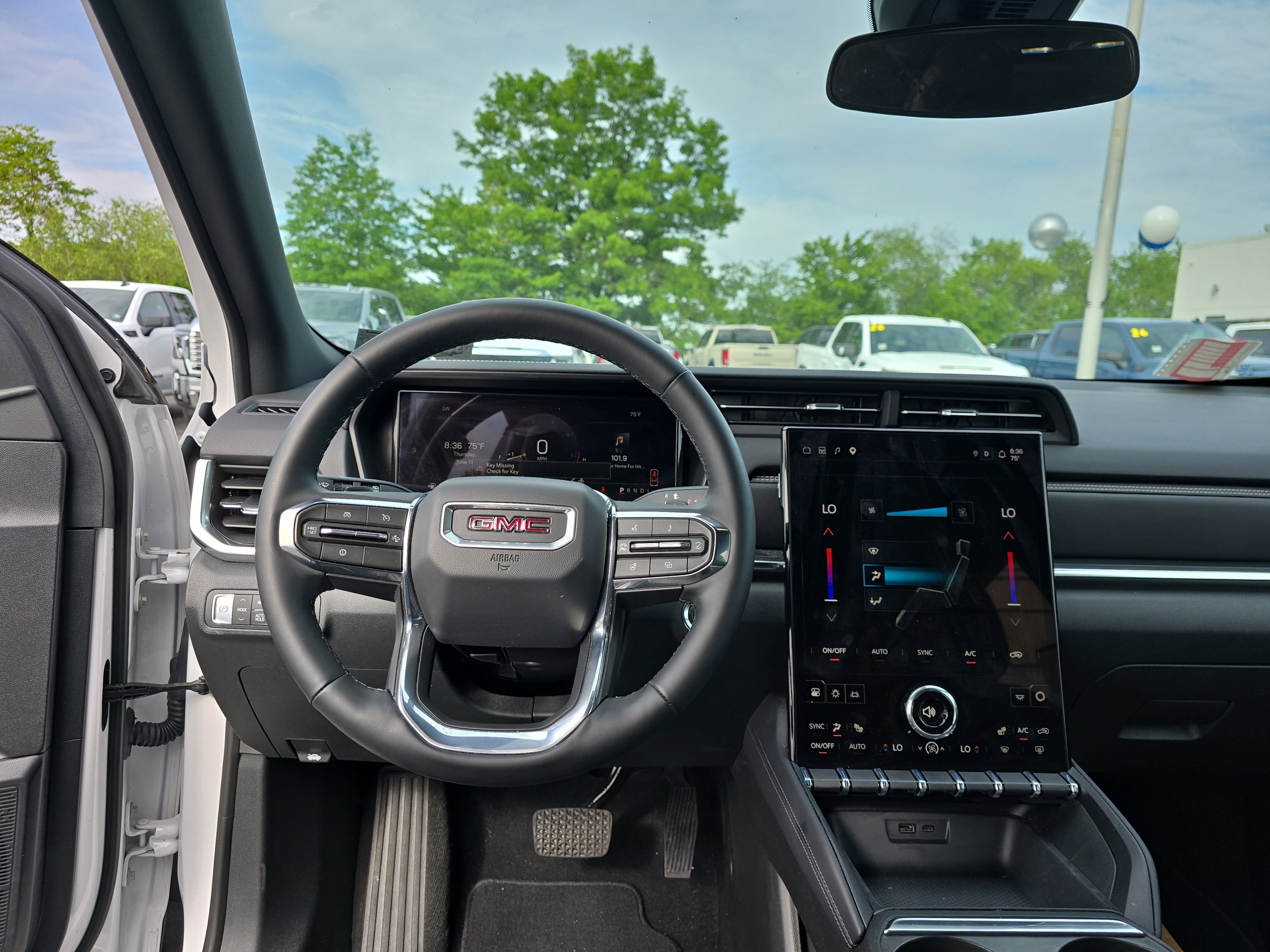 Used 2026 GMC Terrain Elevation w/ Elevation Premium Package AWD/4WD image 17