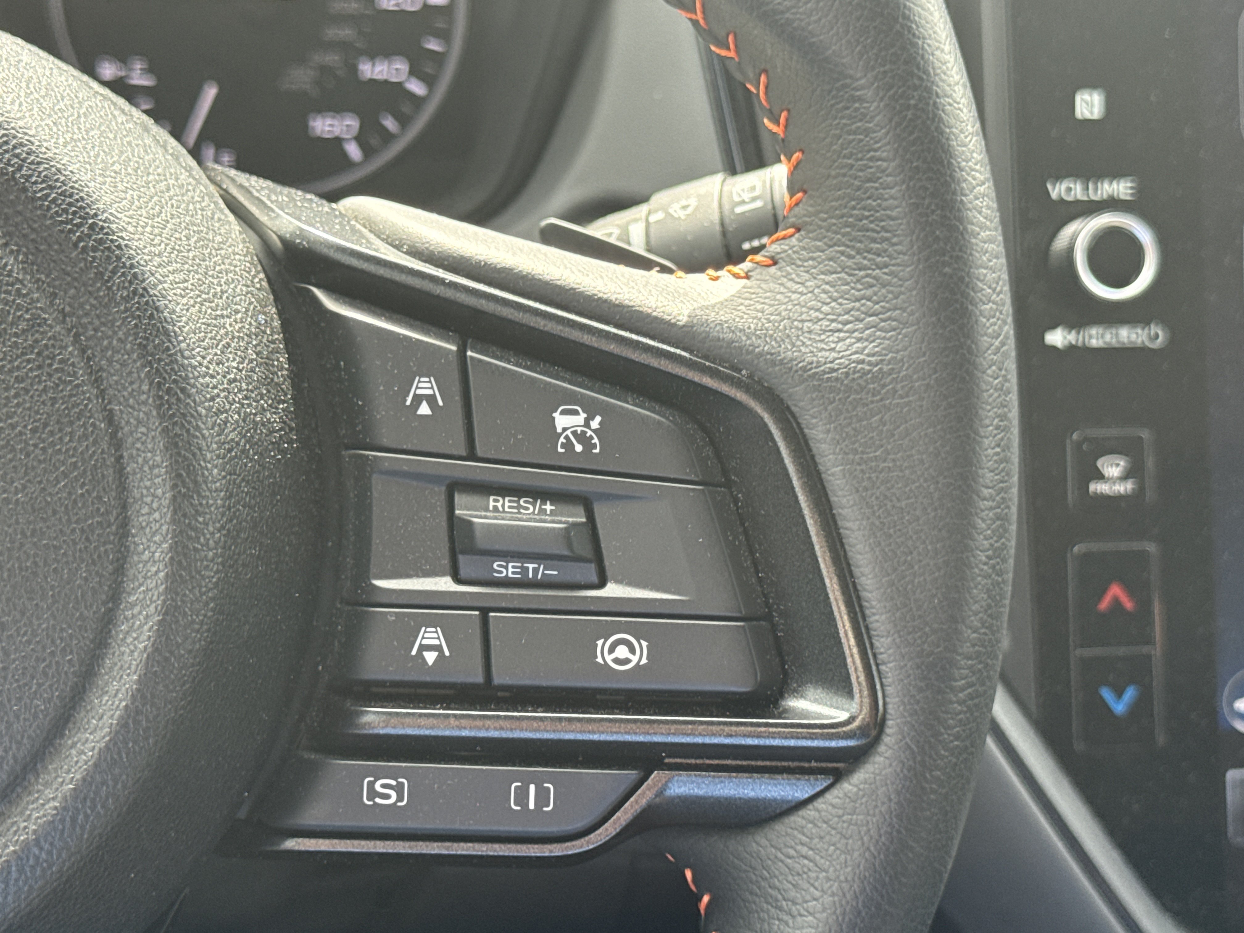 Certified 2024 Subaru Crosstrek 2.5i Limited w/ Crosstrek Mirror Package AWD/4WD image 15