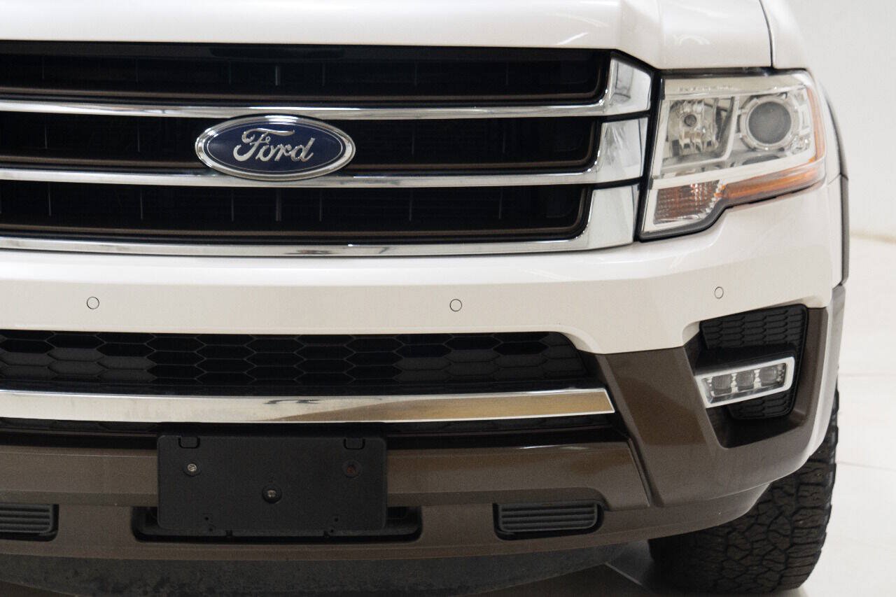 Used 2015 Ford Expedition King Ranch RWD image 11