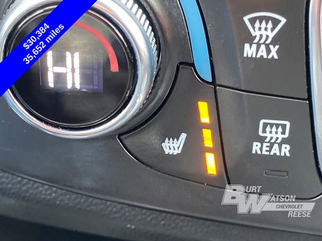 Used 2023 Chevrolet Traverse LT image 28