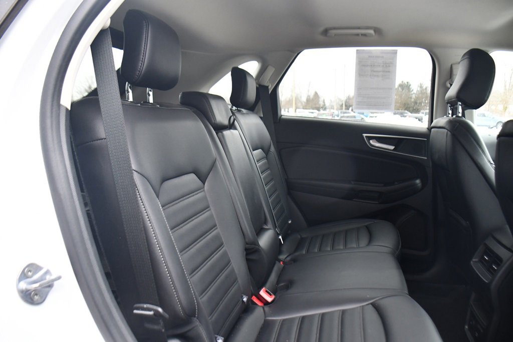 Used 2024 Ford Edge SEL w/ Convenience Package image 17