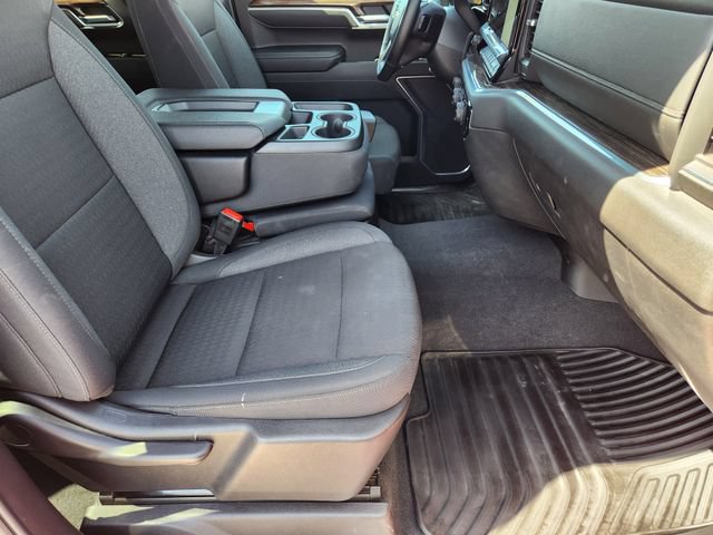 Used 2025 Chevrolet Silverado 1500 LT AWD/4WD image 16