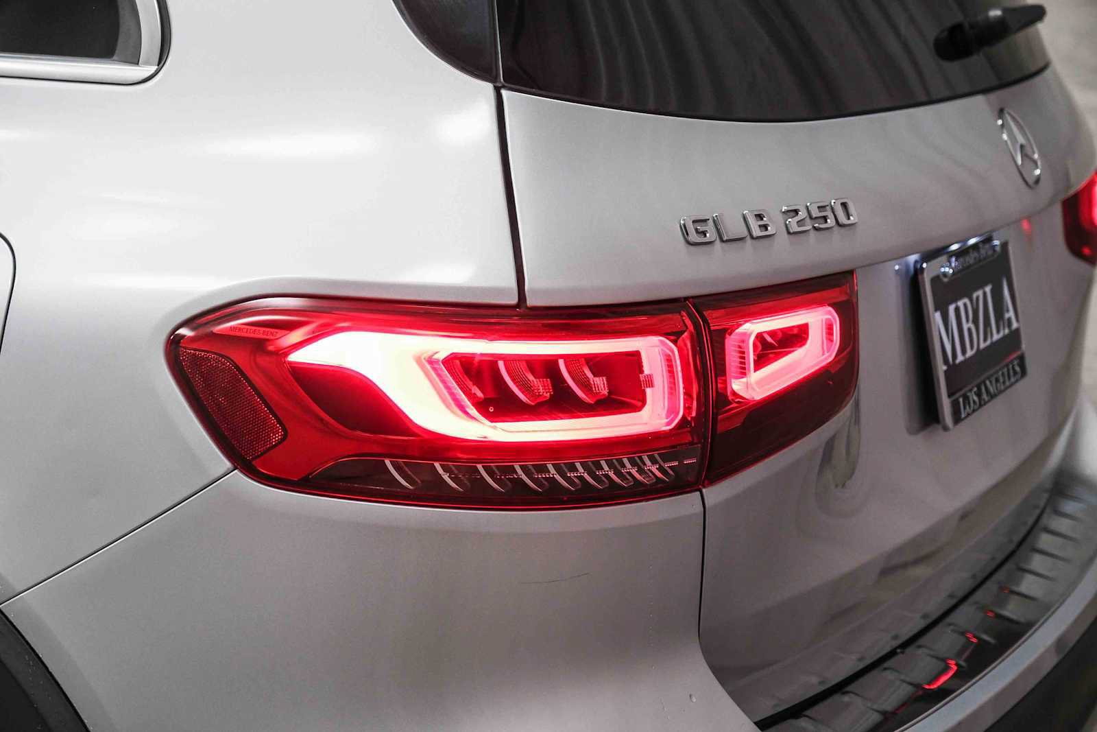 Certified 2022 Mercedes-Benz GLB 250 image 7