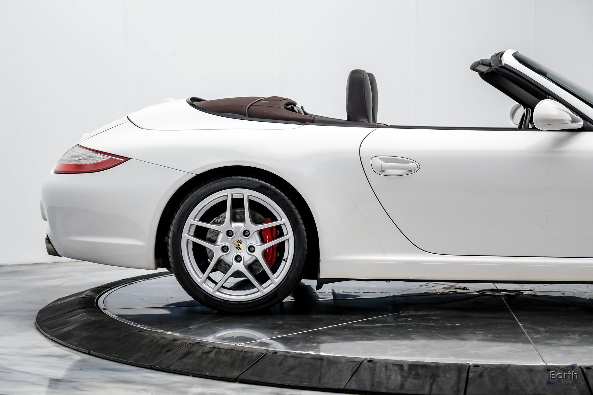 Used 2011 Porsche 911 Carrera S RWD image 27