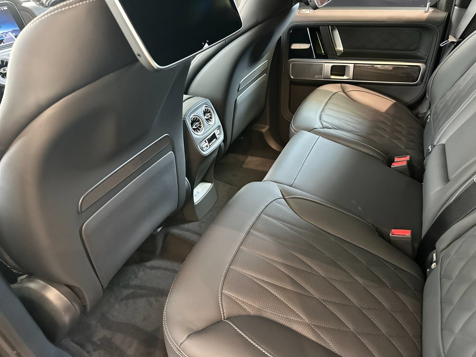 New 2026 Mercedes-Benz G 550 image 12
