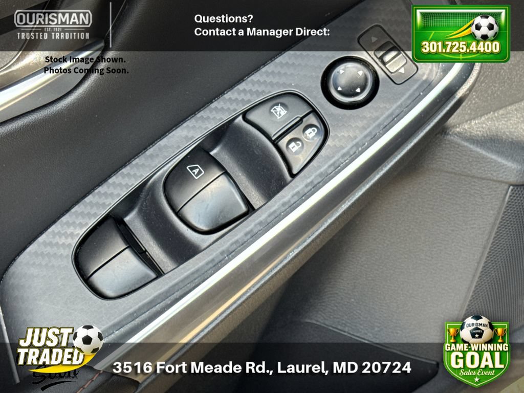 Used 2023 Nissan Sentra SR w/ Midnight Edition Package FWD image 8