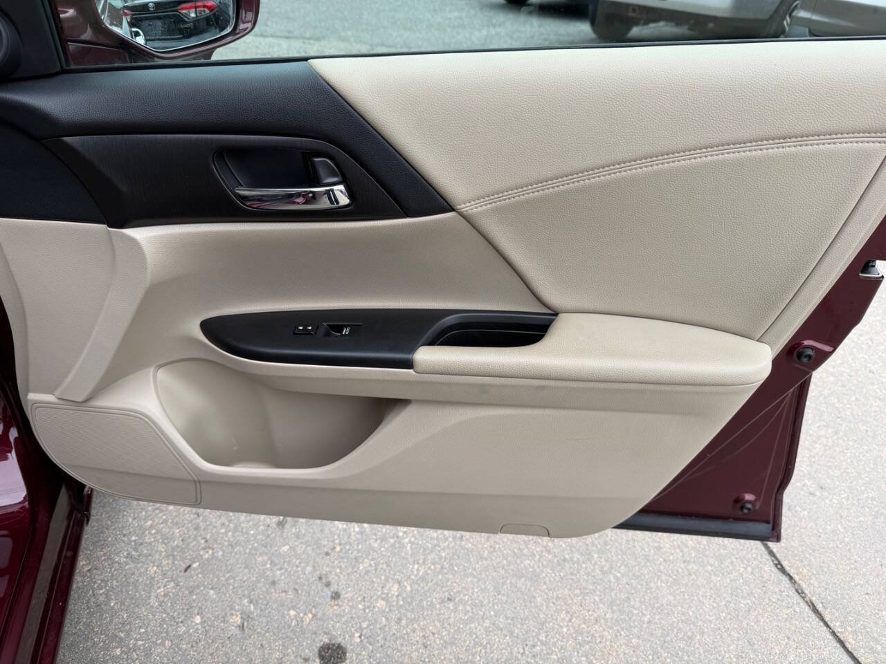Used 2013 Honda Accord EX-L image 23
