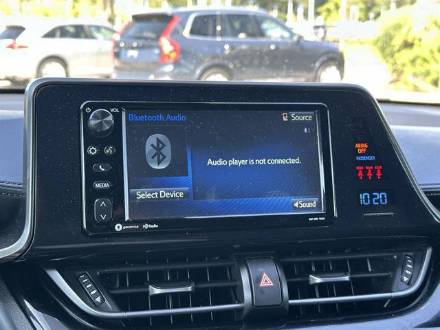 Used 2018 Toyota C-HR XLE FWD image 17