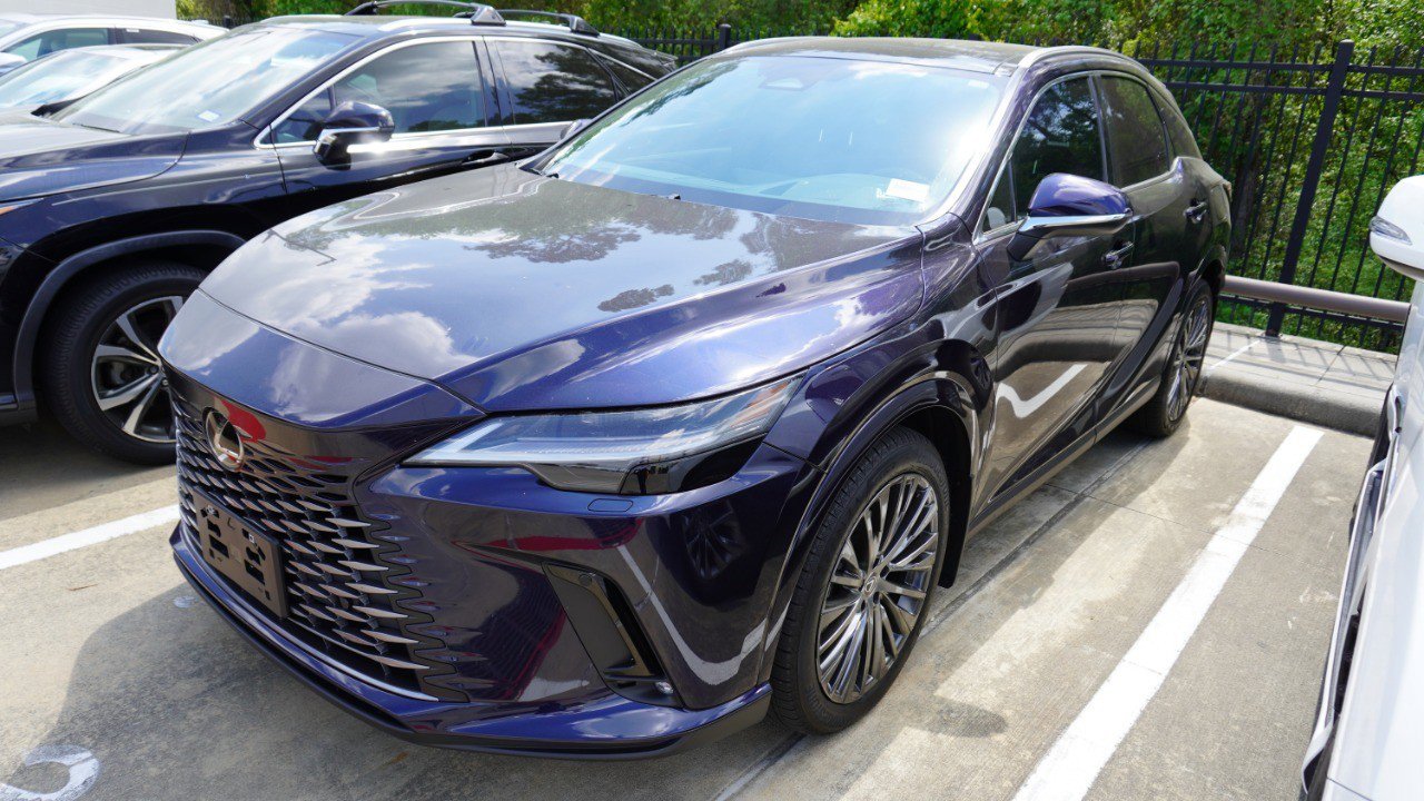 Certified 2023 Lexus RX 350 w/ Accessory Package (2T) image 2