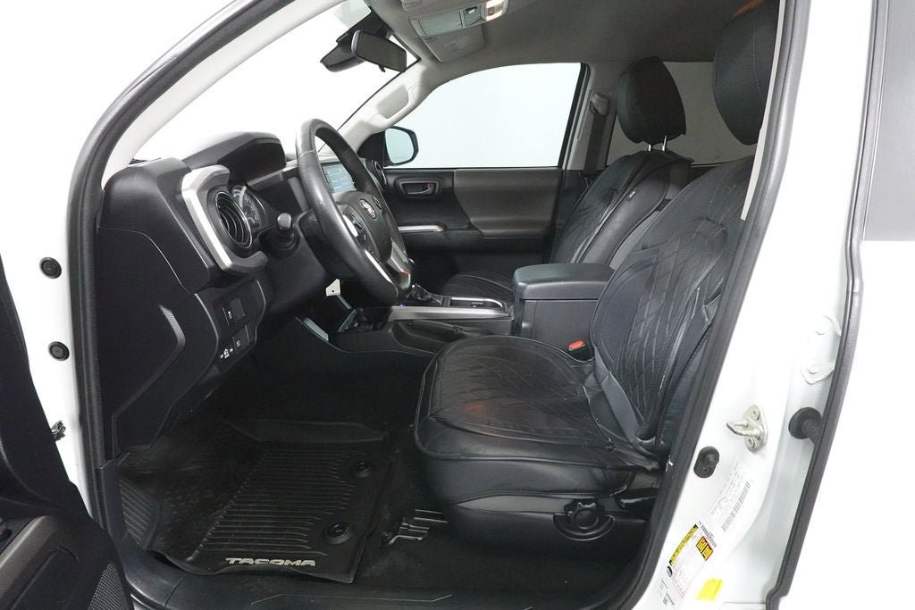 Used 2020 Toyota Tacoma SR5 image 20