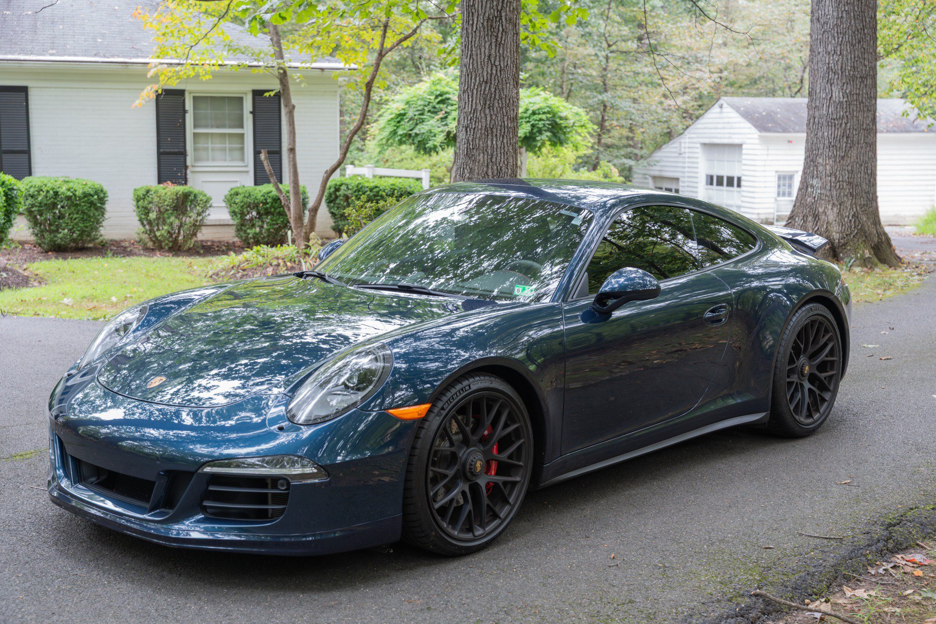 Used 2016 Porsche 911 Carrera GTS RWD image 50