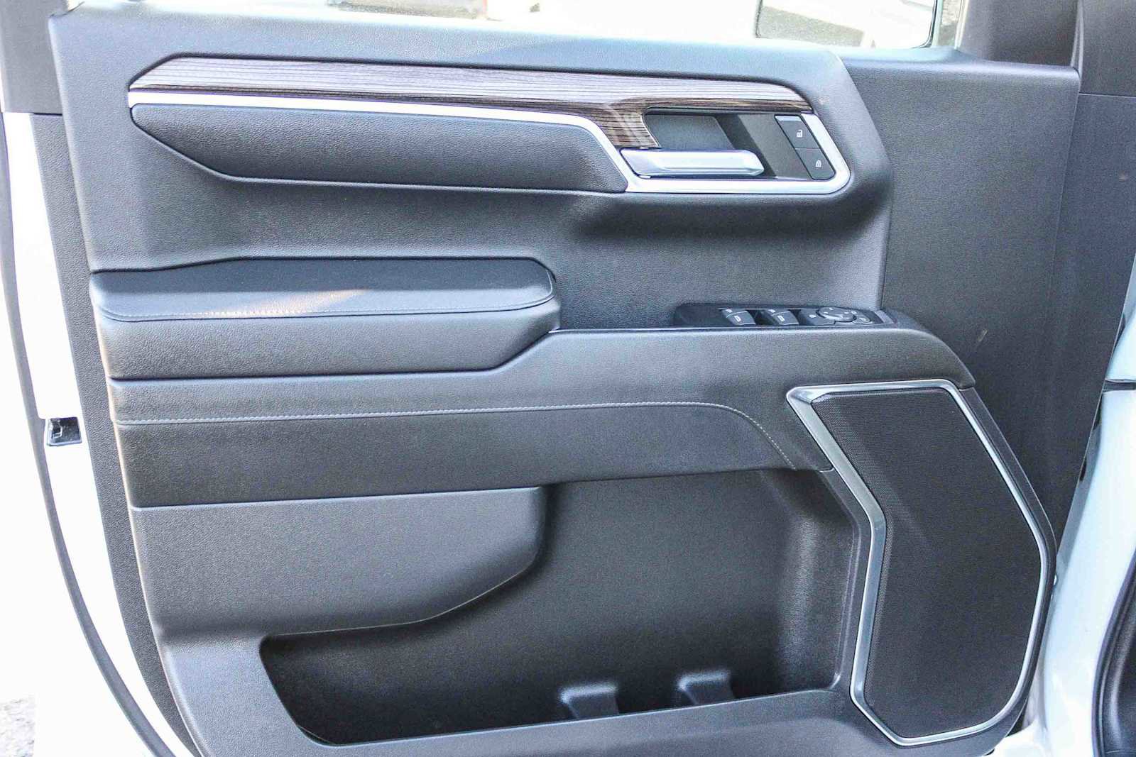 Used 2022 Chevrolet Silverado 1500 LT image 15