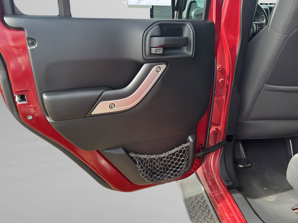 Used 2012 Jeep Wrangler Unlimited Sahara w/ Dual Top Group image 15