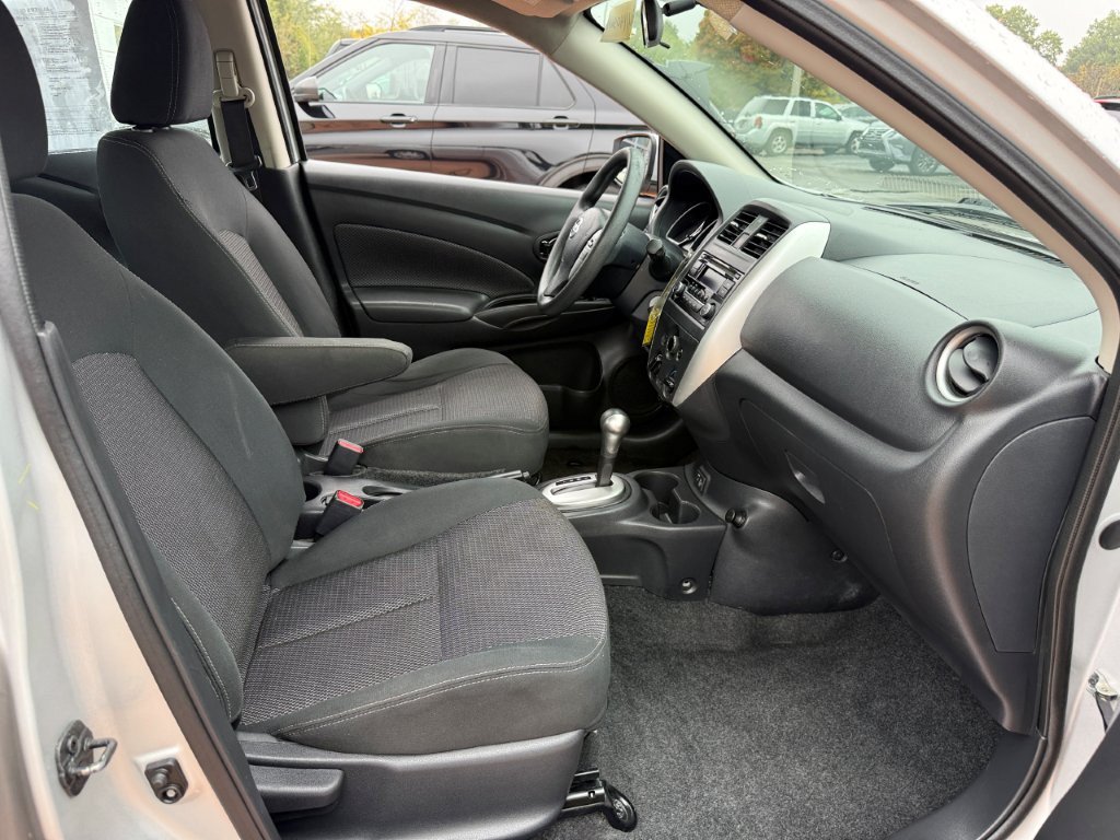 Used 2018 Nissan Versa SV FWD image 20