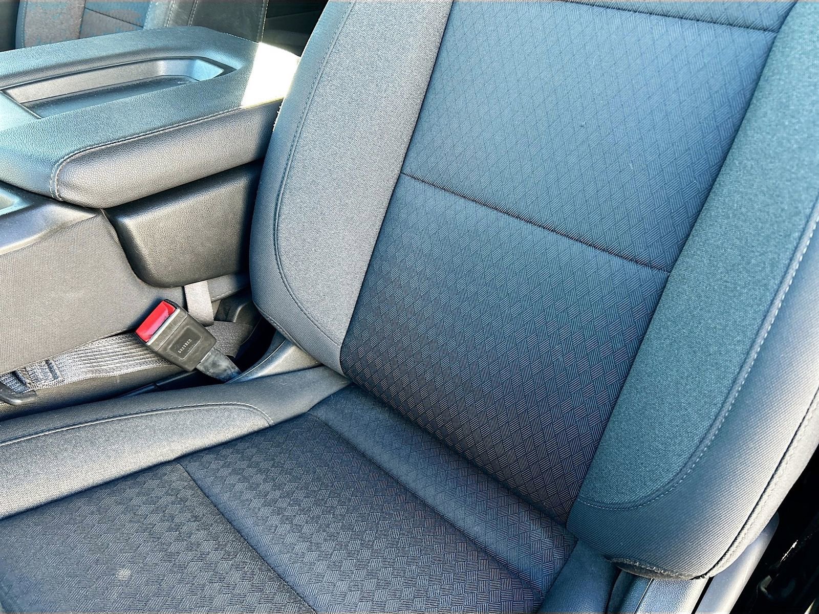 Used 2024 Chevrolet Silverado 2500 LT w/ Z71 Off-Road Package image 29