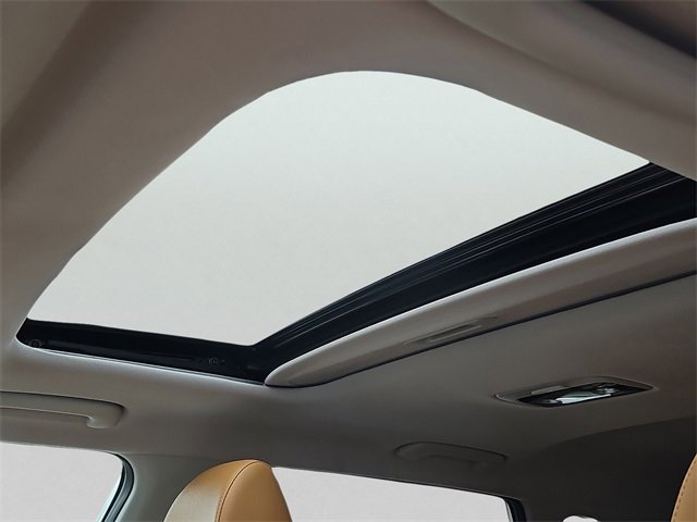 Certified 2024 Kia Seltos SX w/ SX Sunroof Package image 15