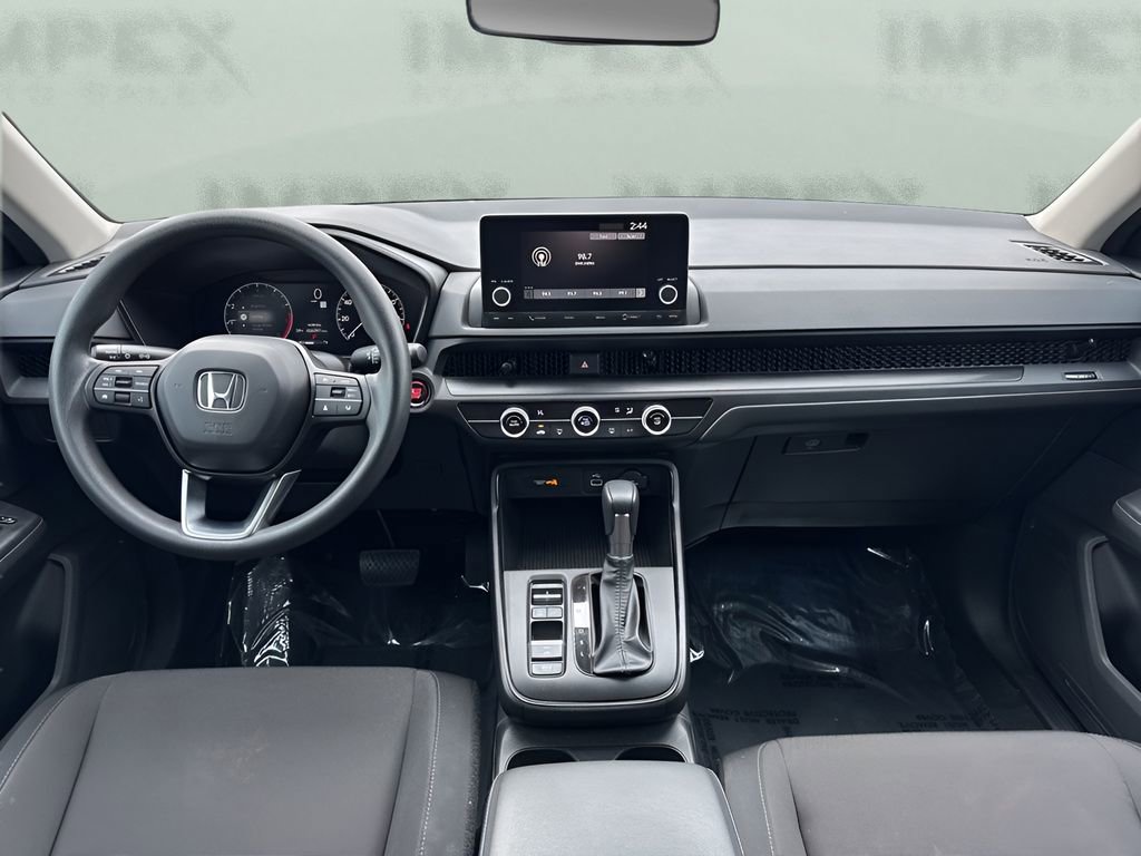 Used 2023 Honda CR-V LX image 11