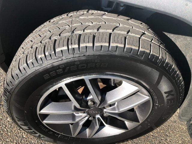 Used 2022 Jeep Grand Cherokee Limited w/ Tech Group image 2