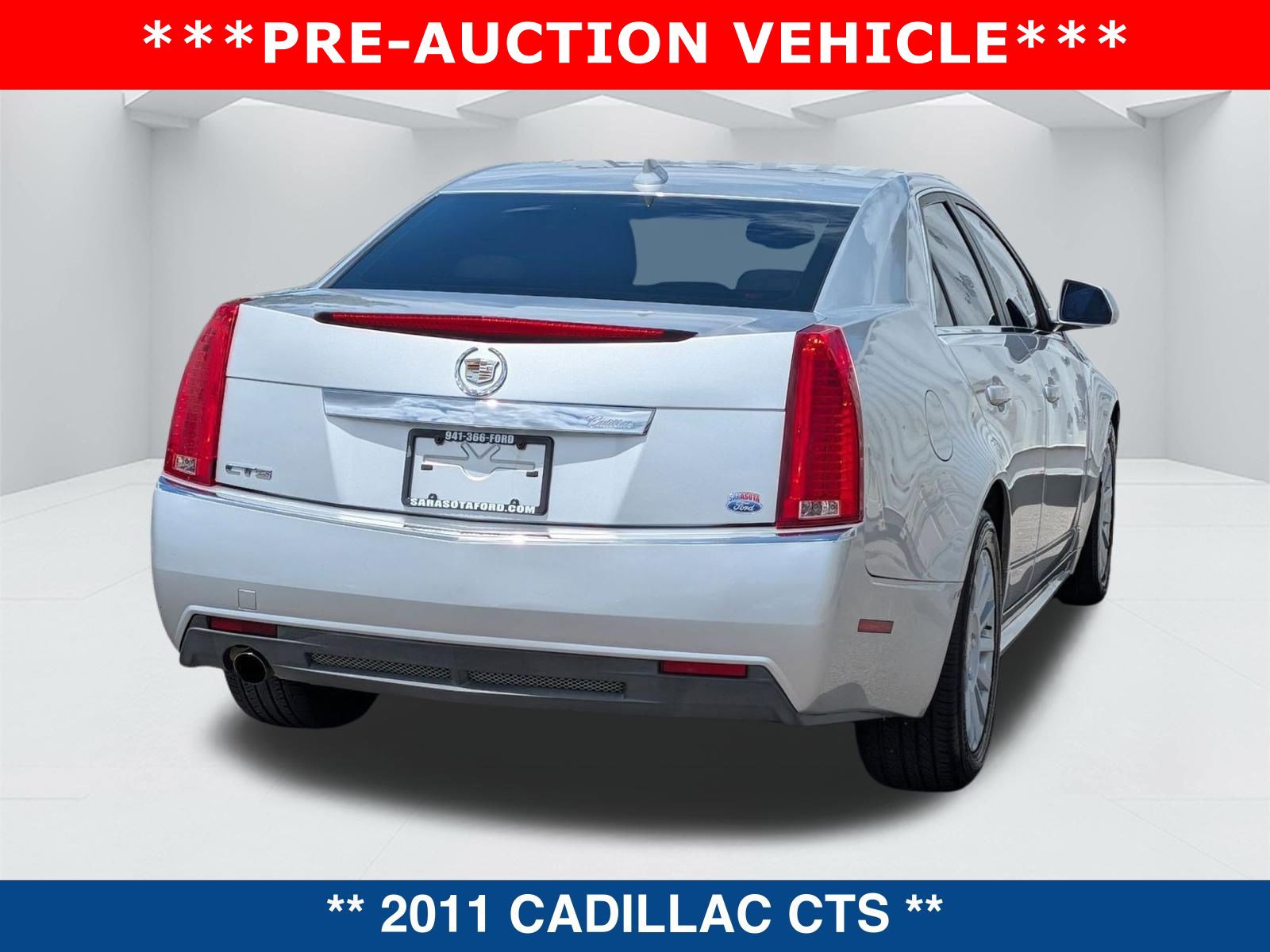 Used 2011 Cadillac CTS Sedan image 4