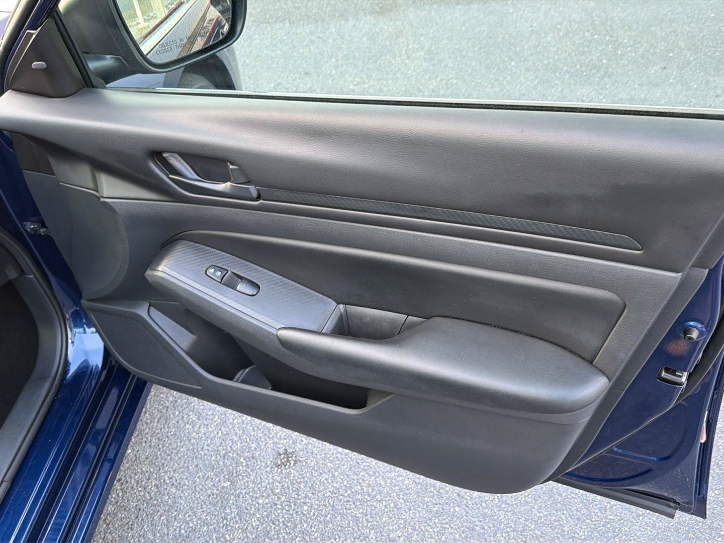 Used 2024 Nissan Altima 2.5 S FWD image 14