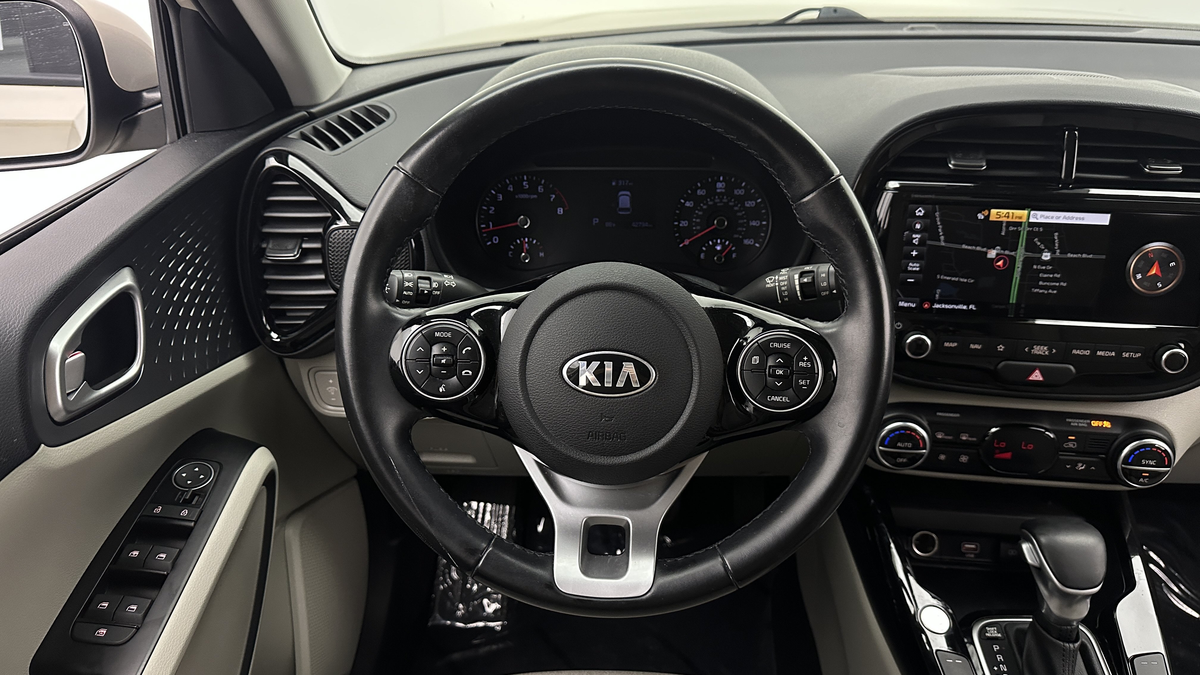 Used 2020 Kia Soul EX FWD image 30