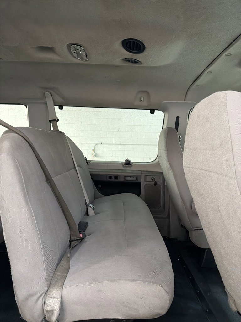 Used 2011 Ford E-350 and Econoline 350 XL w/ PWR Windows & Locks Group image 34