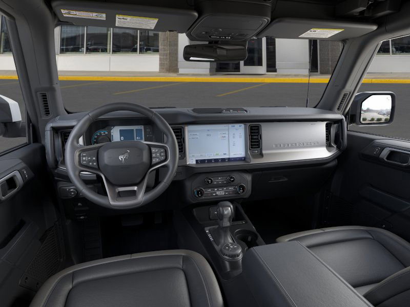 New 2025 Ford Bronco Outer Banks image 9