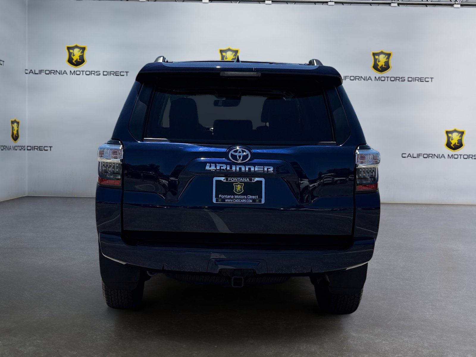 Used 2021 Toyota 4Runner SR5 Premium w/ Moonroof Package AWD/4WD image 4