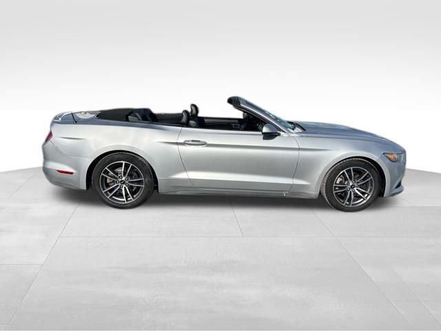 Used 2016 Ford Mustang Premium image 29