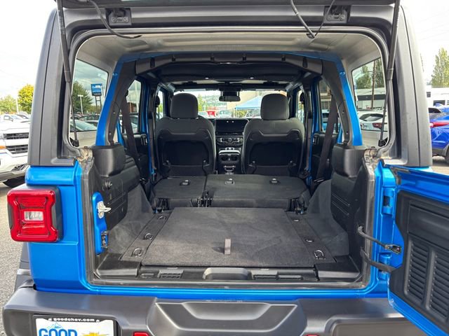 Used 2024 Jeep Wrangler Unlimited Rubicon image 34