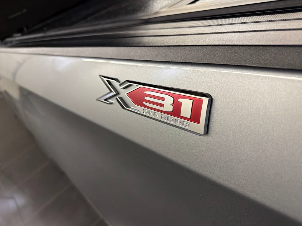 Used 2025 GMC Sierra 1500 Elevation w/ Preferred Package AWD/4WD image 37
