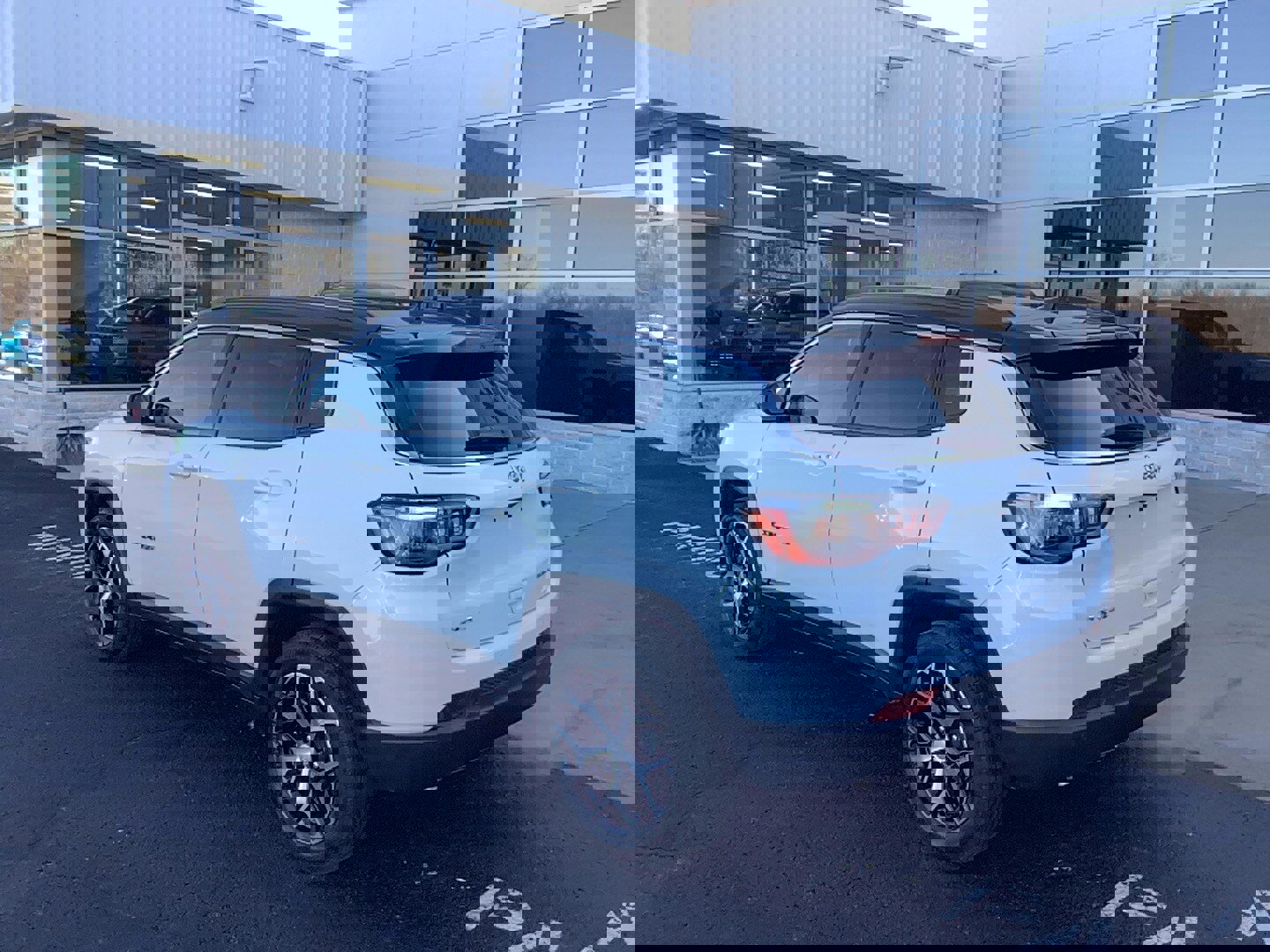 Certified 2024 Jeep Compass Limited image 7