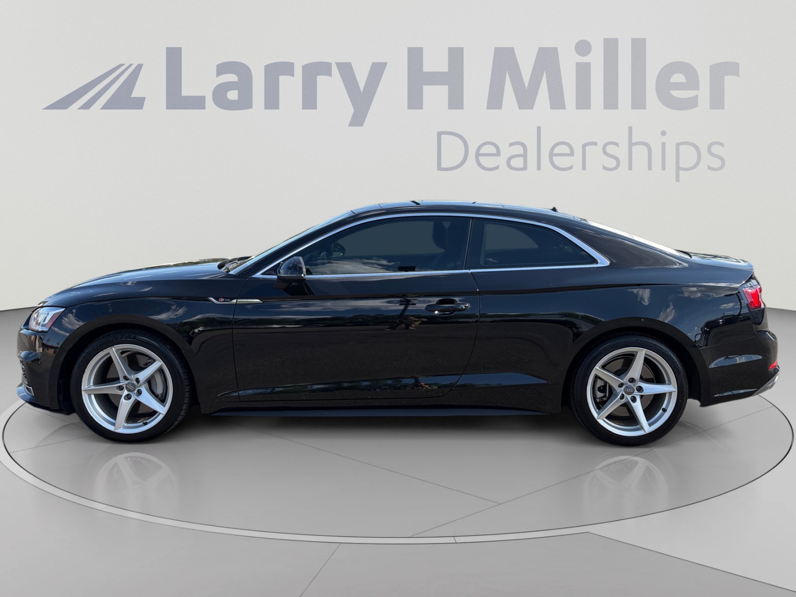 Used 2018 Audi A5 2.0T Premium Plus AWD/4WD image 2