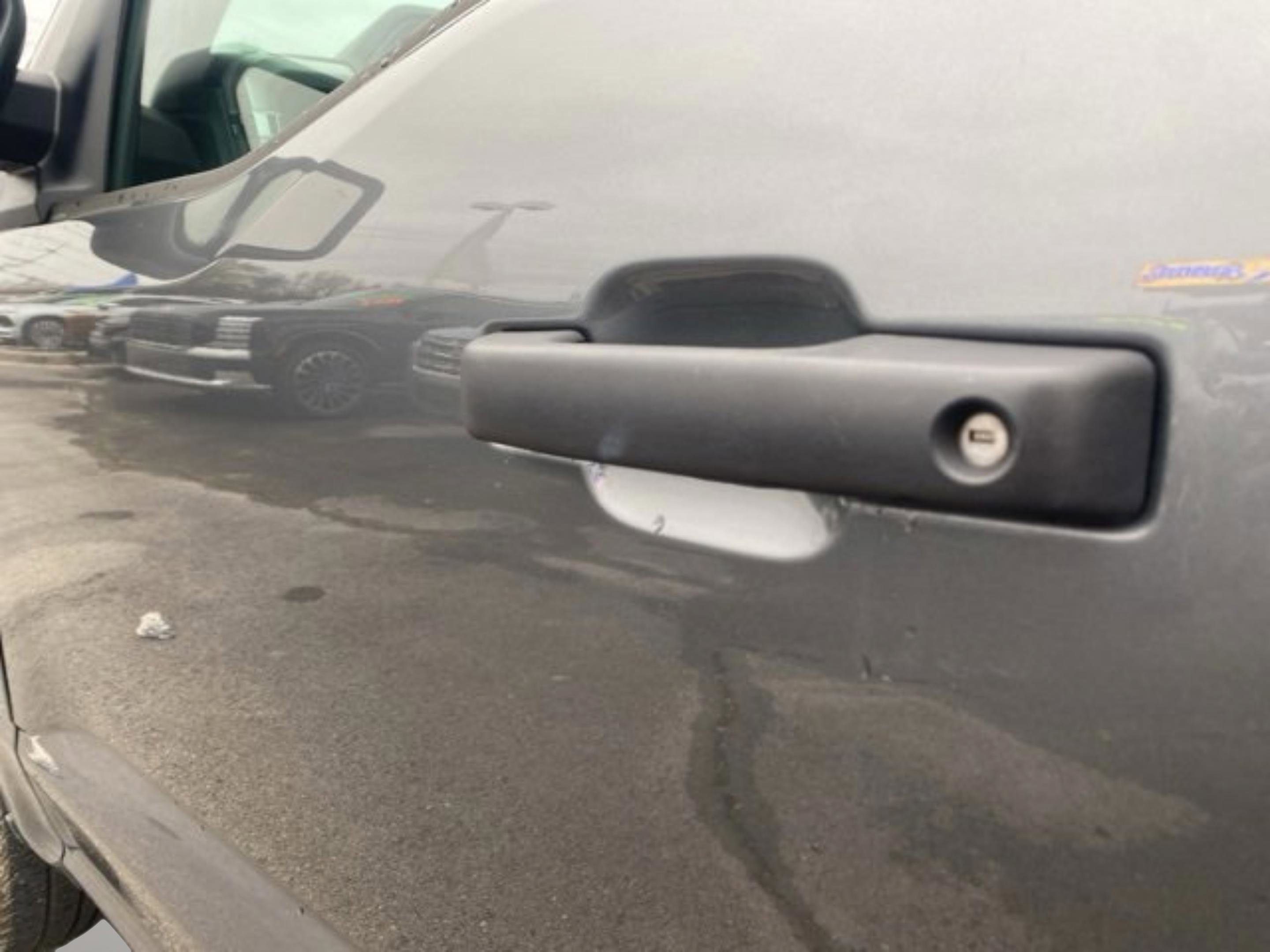 Used 2023 Ford F150 XLT image 15