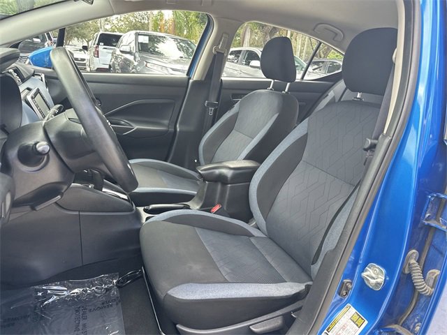 Used 2023 Nissan Versa SV image 13