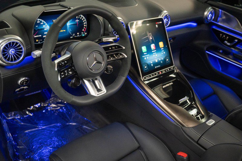New 2026 Mercedes-Benz SL 63 AMG S e Performance 4MATIC image 19