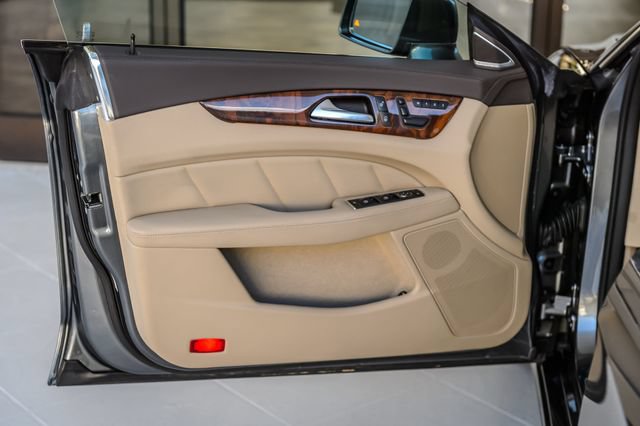 Used 2014 Mercedes-Benz CLS 550 4MATIC image 46