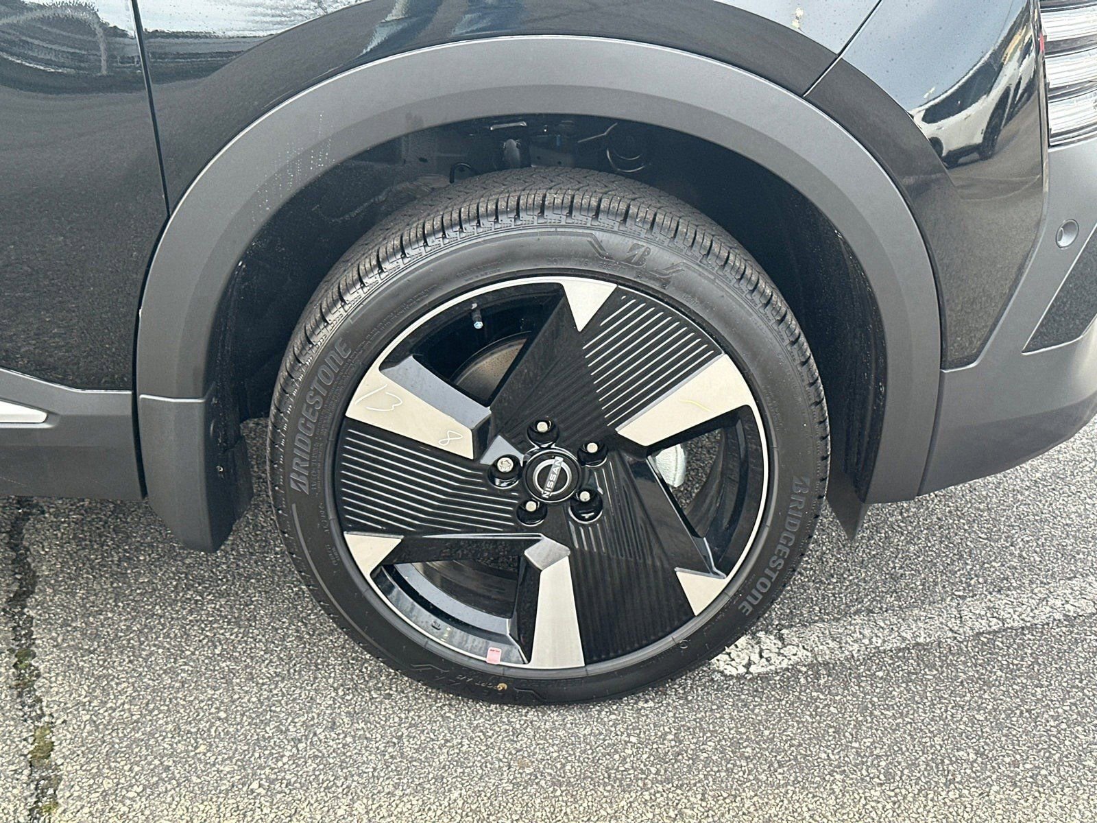 New 2026 Nissan Kicks SR image 12