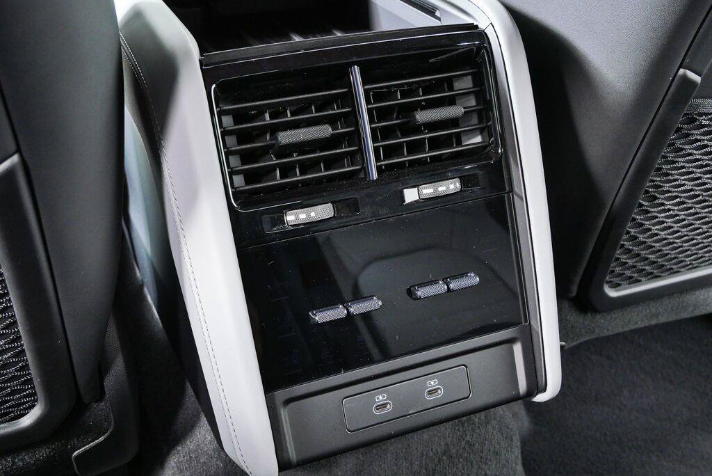 New 2026 Porsche Cayenne S AWD/4WD image 23