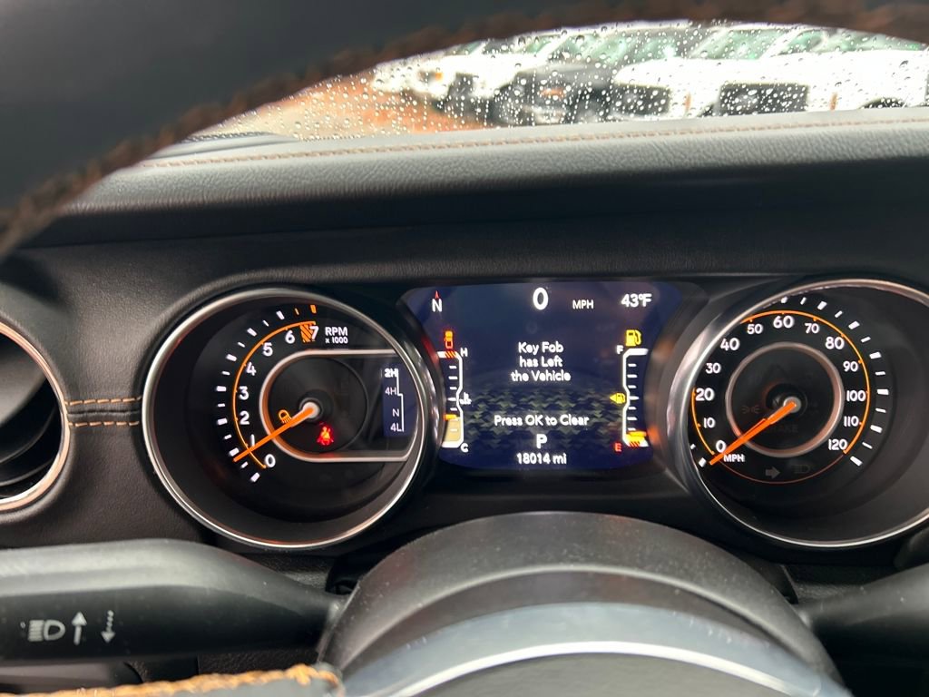 Used 2023 Jeep Gladiator Overland image 20