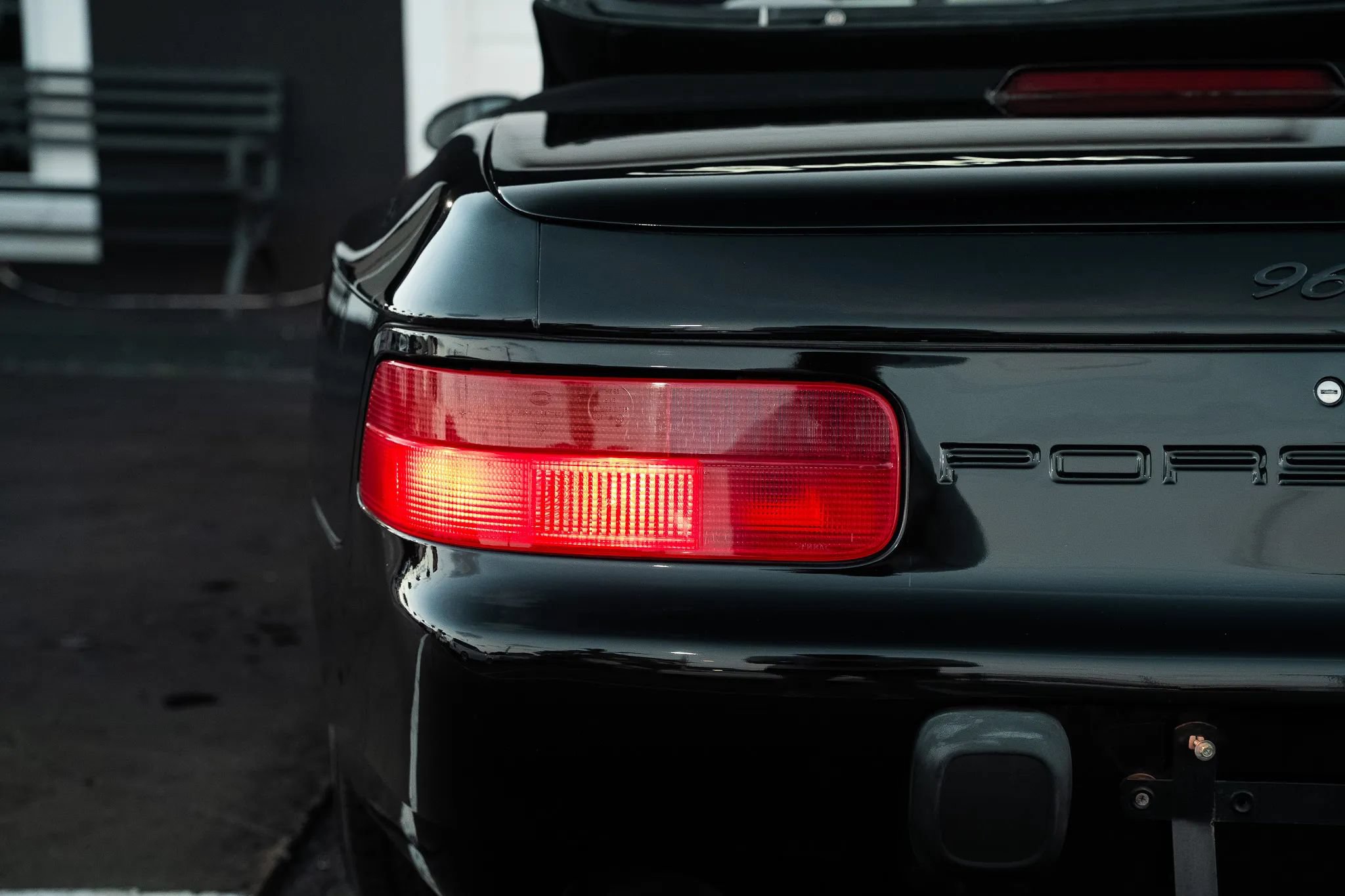 Used 1995 Porsche 968 Cabriolet RWD image 15