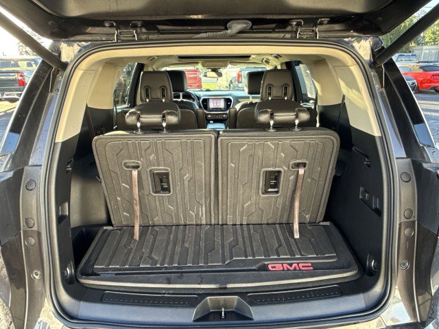 Certified 2018 GMC Acadia Denali w/ Technology Package image 21