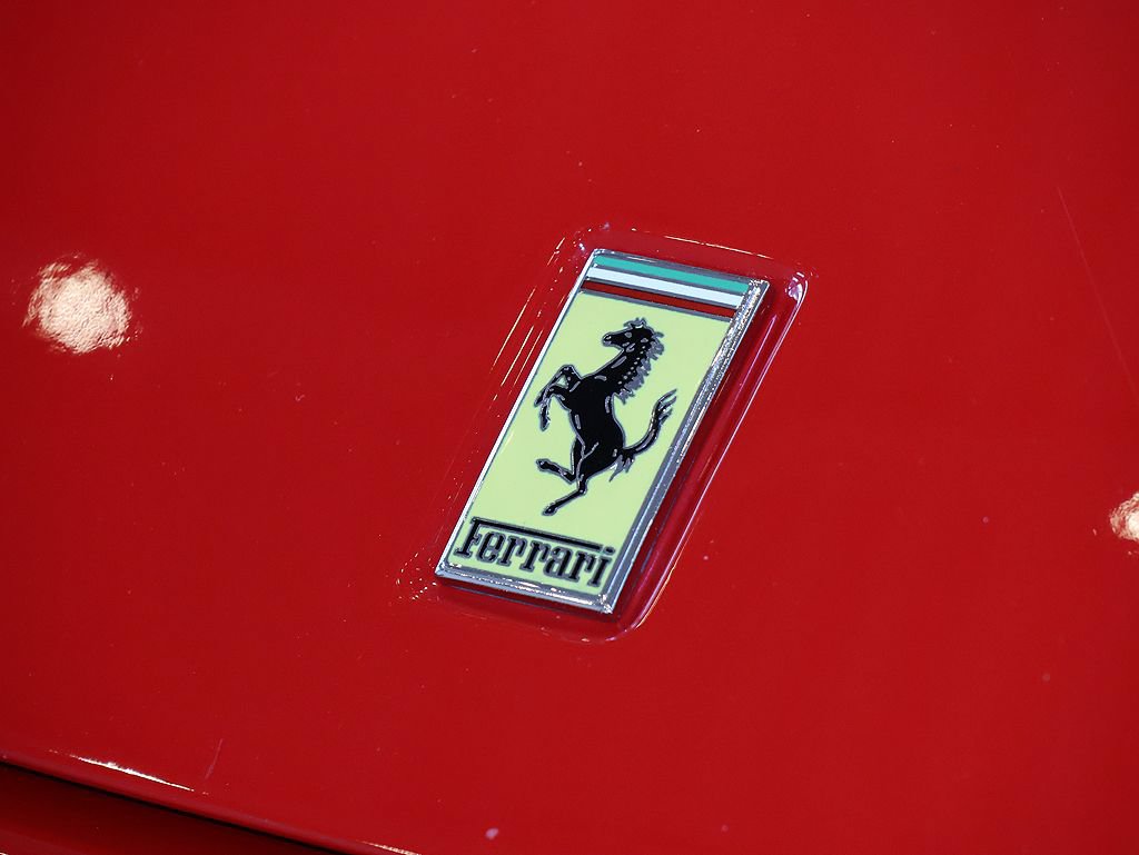 Used 2000 Ferrari 550 Maranello Coupe RWD image 25