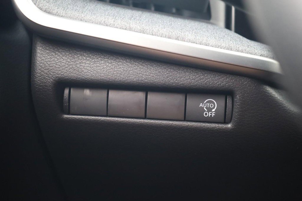 New 2026 Nissan Kicks SV image 19